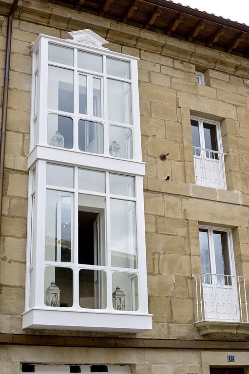 Apartamentos Turisticos Los Zapatos Morados Аро Экстерьер фото