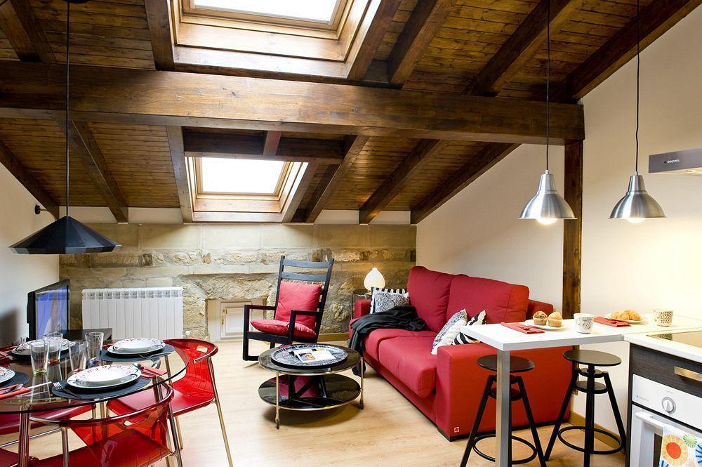 Apartamentos Turisticos Los Zapatos Morados Аро Экстерьер фото